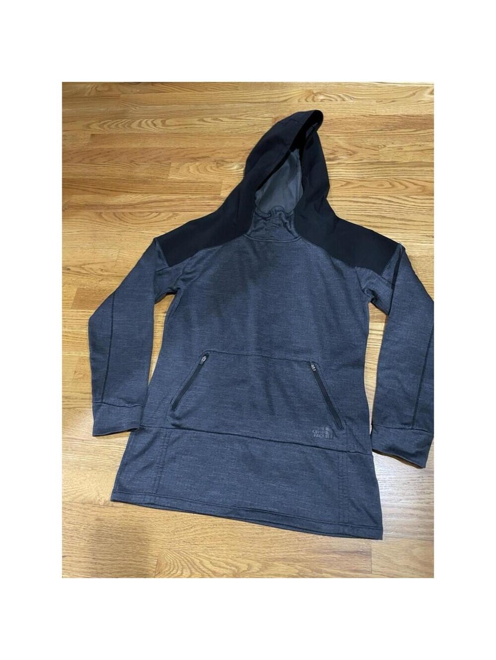 Women’s The North Face Mountain Athletic Hooded Pullover Grey Medium Windbreaker